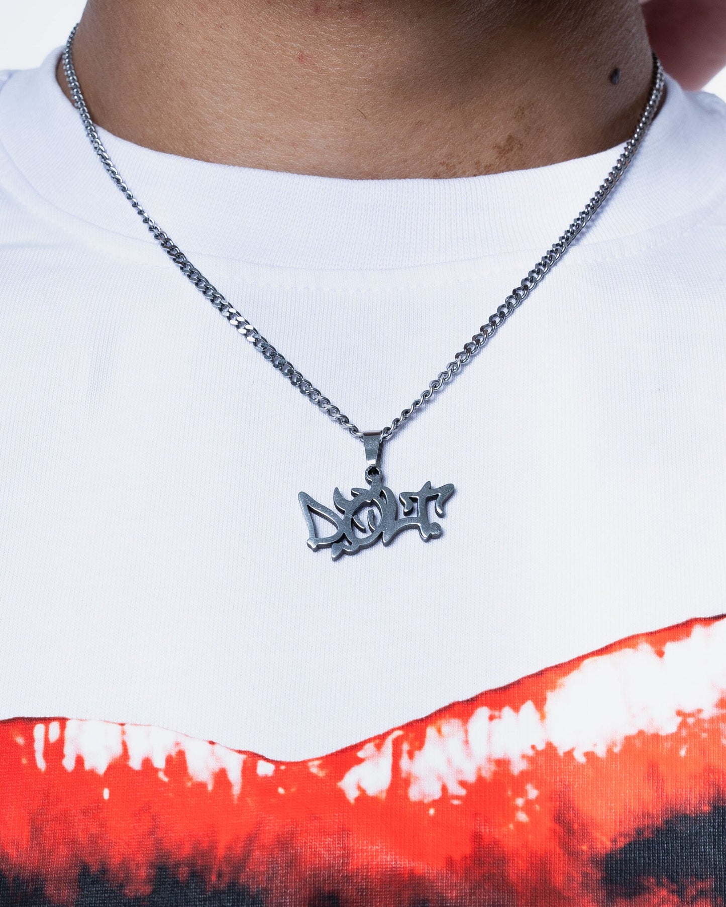 DOLT NECKLACE